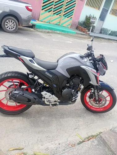 Moto Yamaha Fazer 250 ano 2026