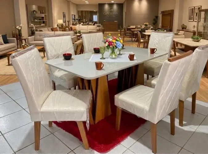mesa retangular de 6 lugares disponivel