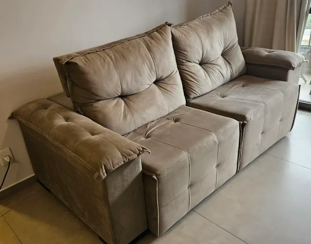 Sofá Retrátil 2,10 X 1,10m/ 1,61m
