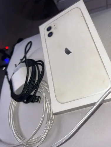 iPhone 11 Somente Caixa e Cabos