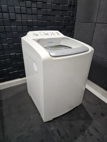 Vendo Máquina de Lavar Roupas Electrolux 12kg em Maringá