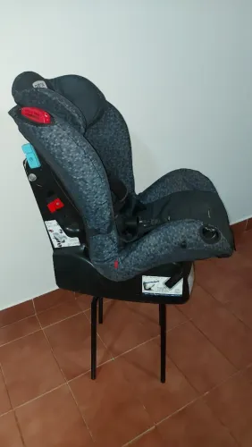 Cadeirinha Infantil de Automóvel Matrix Evolution Burigotto 25kg   -   Londrina-PR 