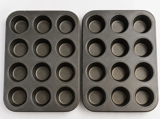 Kit 2 Formas Antiaderentes para Muffin e Cupcake