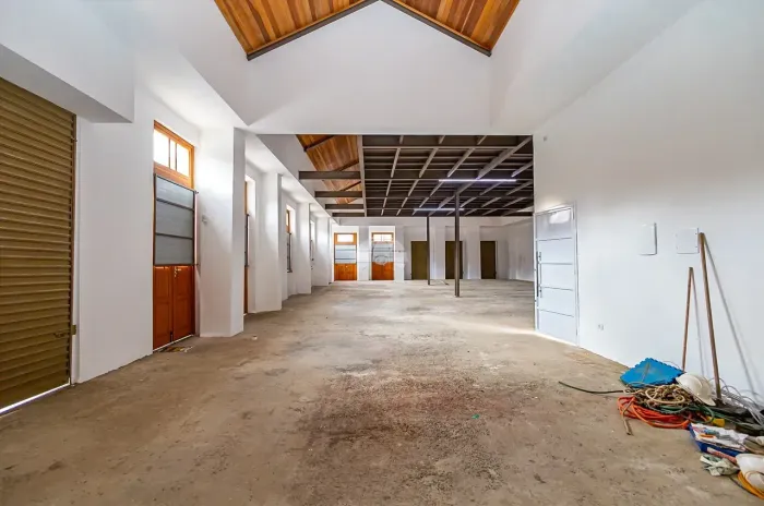Prédio Comercial para Venda no Bairro Rebouças