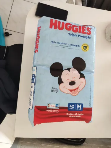 Fralda Huggies M