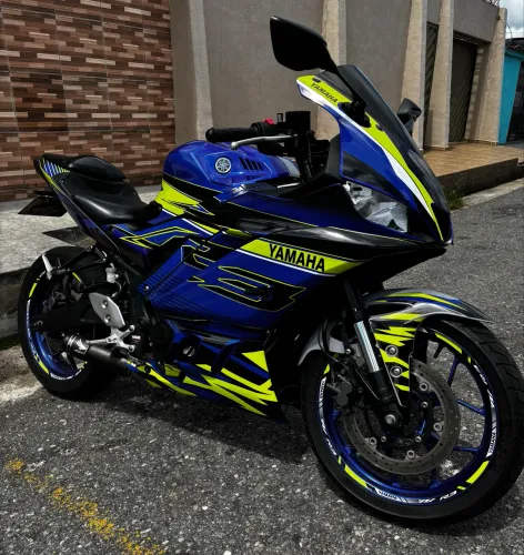 Yamaha YZF-R3 2021