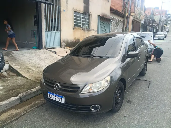 Volkswagen Voyage 1.0/1.0 City MI Total Flex 8V 4P 2010
