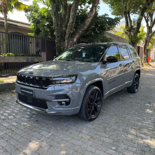 Jeep Commander Black Hurricane 2.0 4X4 TB AUT 2025