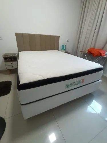 Cama Box Queen