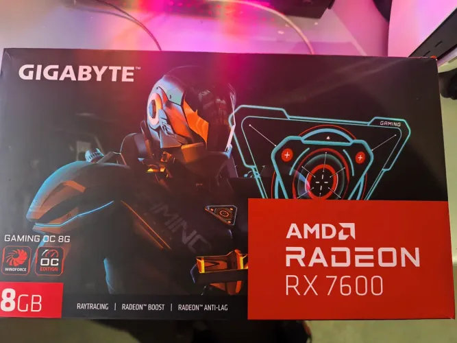 Placa de vídeo RX 7600