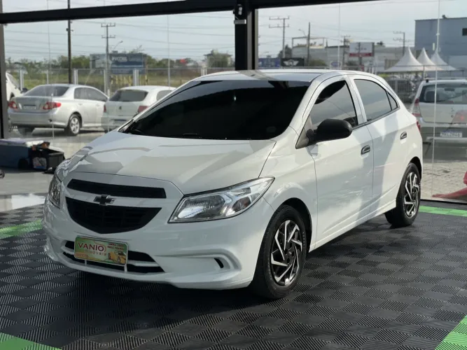 Chevrolet Onix JOY Hatch 1.0 8V Flex Mec. 4P 2018