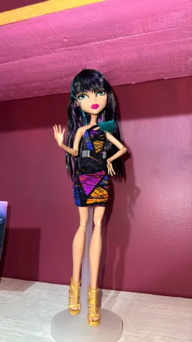 Cleo de Nile Creepateria, G1