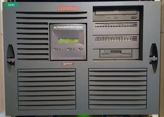 Servidor Compaq Dec Digital Alphaserver Es40