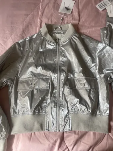 Conjunto na etiqueta Animale