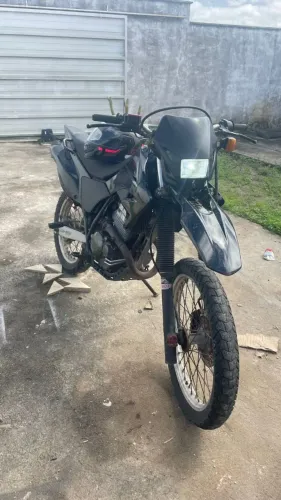MOTO TORNADO 250