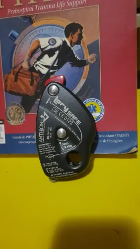 Descensor Lory Safe Alpinismo Industrial