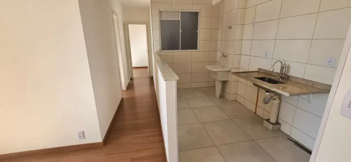 Condomínio Park Karaiba, Apartamento com 2/4, Sala, Sacada, 01 Vaga, Andar Alto