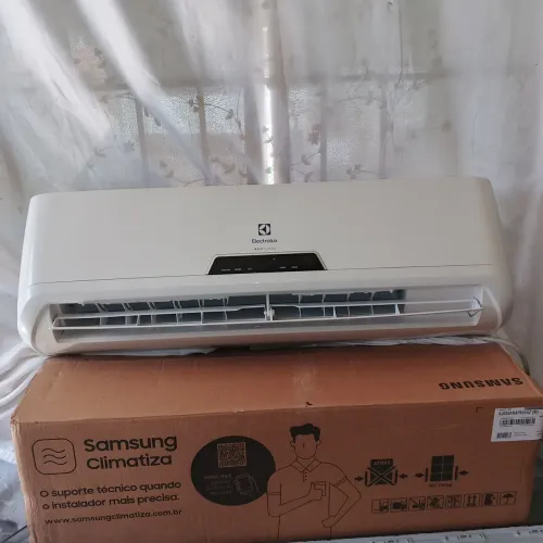 AR CONDICIONADO ELECTROLUX 12.000 BTUS 