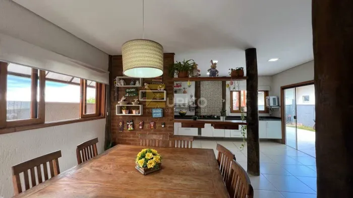 Casa em condomínio à venda no Condomínio Portal do Jequitibá em Valinhos/SP