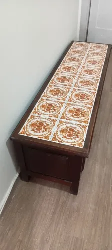 Banco Baú Madeira Maciça com Azulejos Antigos | R$ 350,00!
