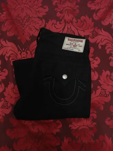 True Religion Preta