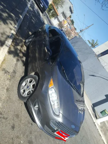 Ford Fiesta Sedan SE 1.6 16V Flex 4P 2014