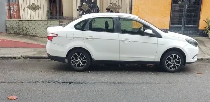 Fiat Grand Siena Attrac. 1.4 EVO F.flex 8V 2015