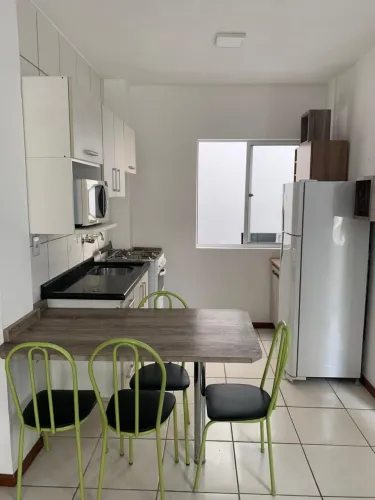 Alugo apartamento Bom retiro
