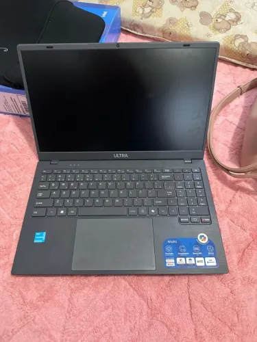 VENDO COMUTADOR 2 SEMANAS DE USO