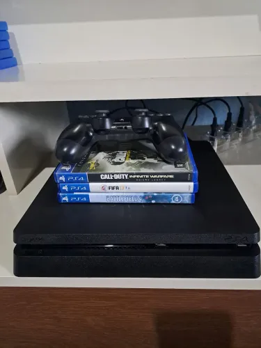 PS4 slim 1TB armazenamento 