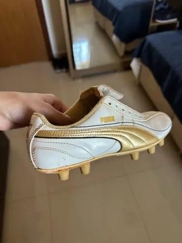 Chuteira Puma King Campo