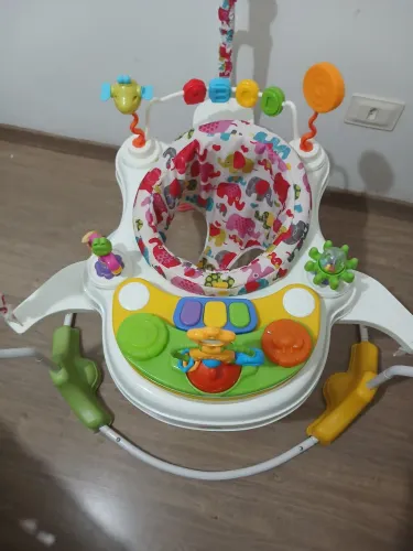 Brinquedo jumper pula pula 360°