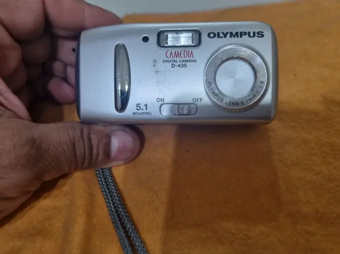 Maquina fotográfica Olympus