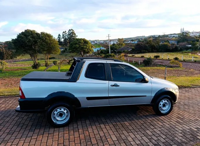 Fiat Strada Working Celeb.1.4 Fire Flex 8V CD 2011