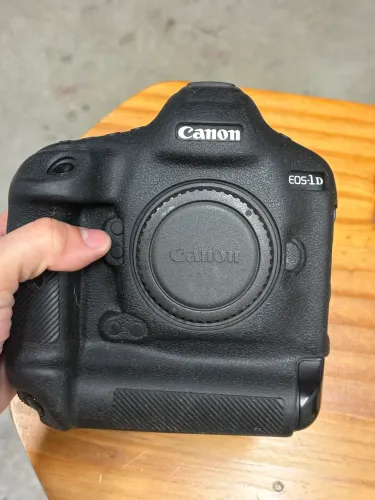 Câmera Canon 1dx fullframe