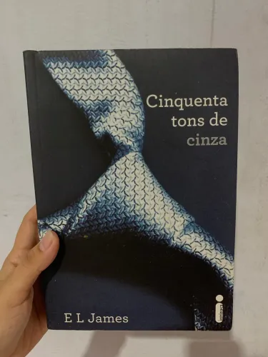Cinquenta Tons de Cinza 