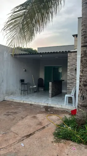 CASA COM SALÃO COMERCIAL
