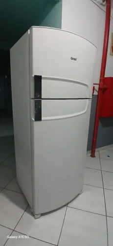 Vendo geladeira consul usada revisada funcionando tudo certinho entrego no local