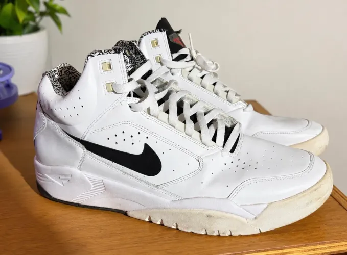 Nike Air Flight lite mid tamanho 12 / 43-44