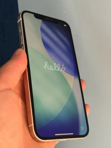 iPhone 12 com defeito