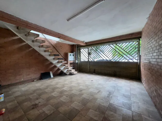 Sobrado para venda em Vila Antonieta com 4 quartos, 180m²