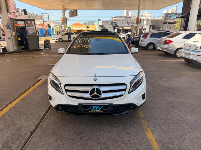 Mercedes-Benz GLA 250 Sport 2.0 TB 16V 4X2 211cv Aut. 2016