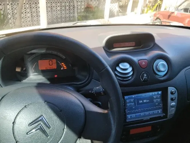 Citroen C3 Exclusive 1.4 Flex 8V 5P 2012