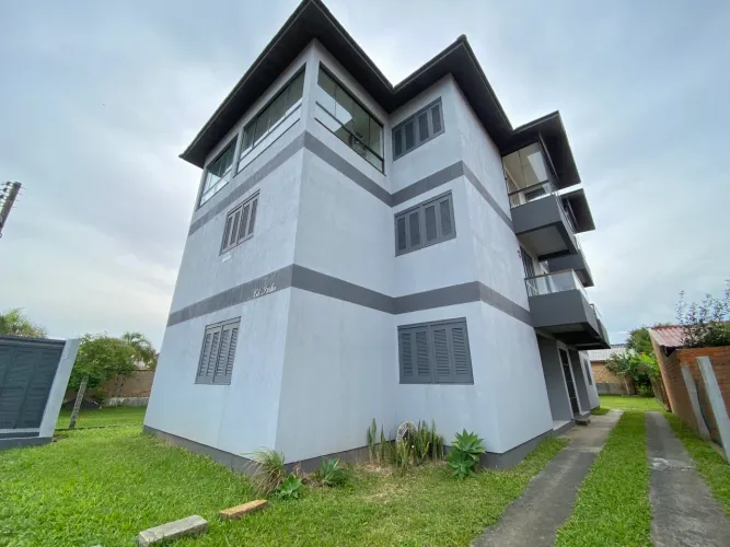 Apartamento para aluguel com 100 metros quadrados com 3 quartos