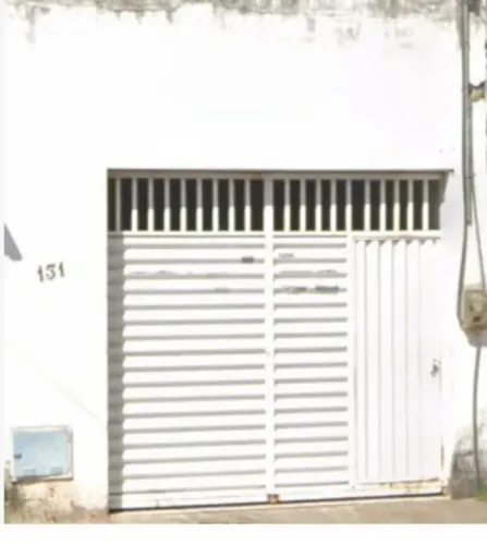 Vendo uma casa