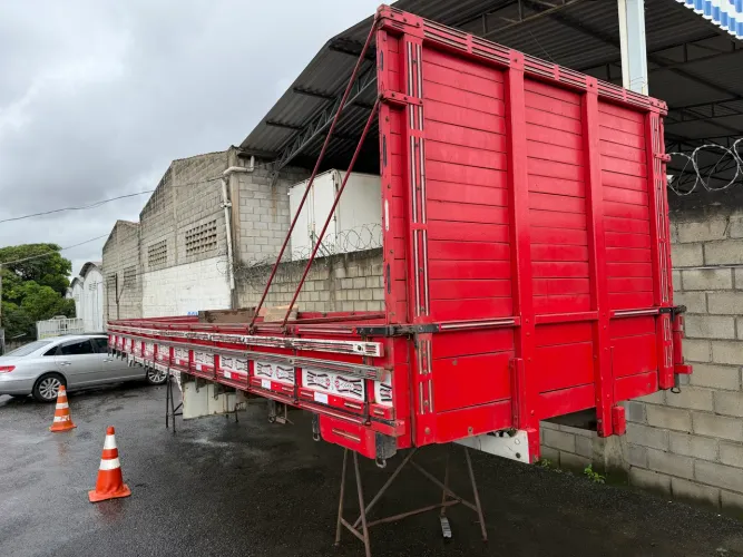 Carroceria união 8.80M bitruck e truck