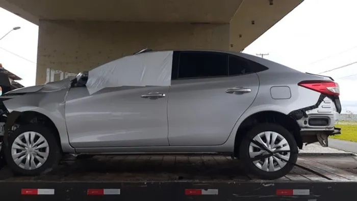 Sucata Toyota Yaris 2020 automatico