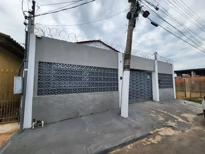 07 - CASA NO MONTE CASTELO