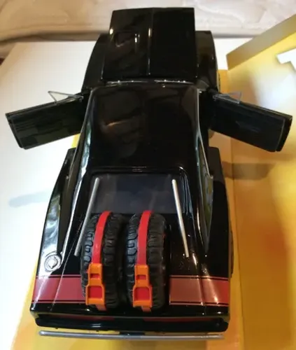Miniatura 1:24 Charger R/t Dom´s Velozes E Furiosos 7 - Preto