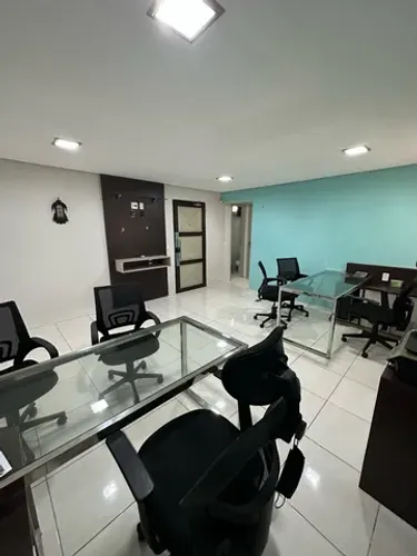 Alugo escritório térreo projetado/mobiliado em alto nível, em frente ao Duets Office